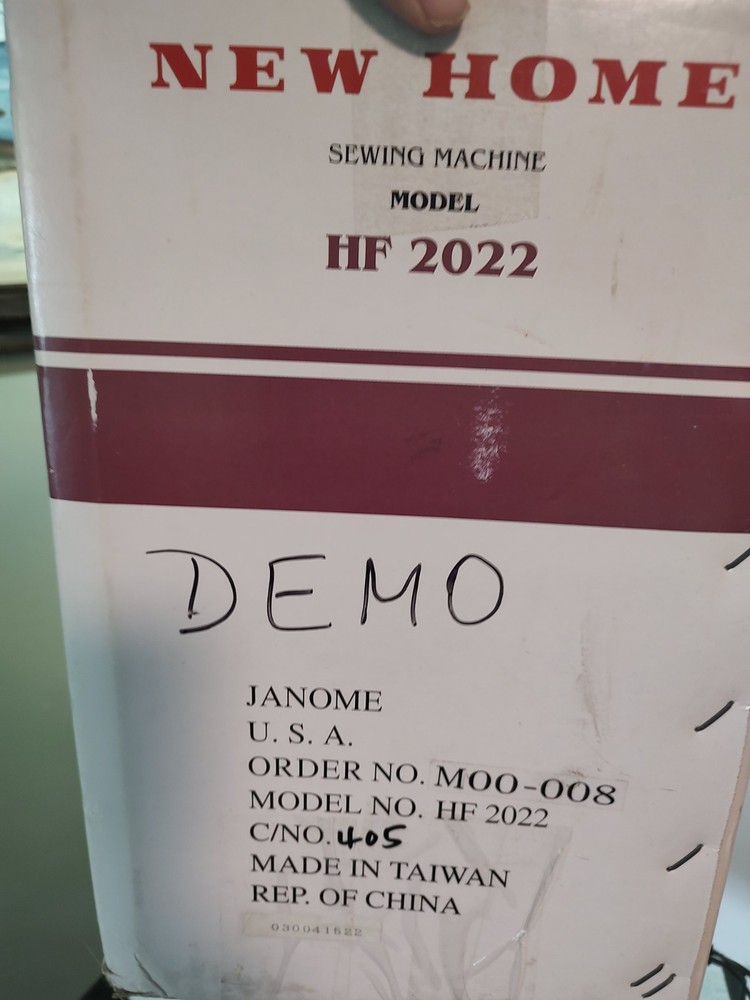 Janome New Home HF 2022 Sewing Machine