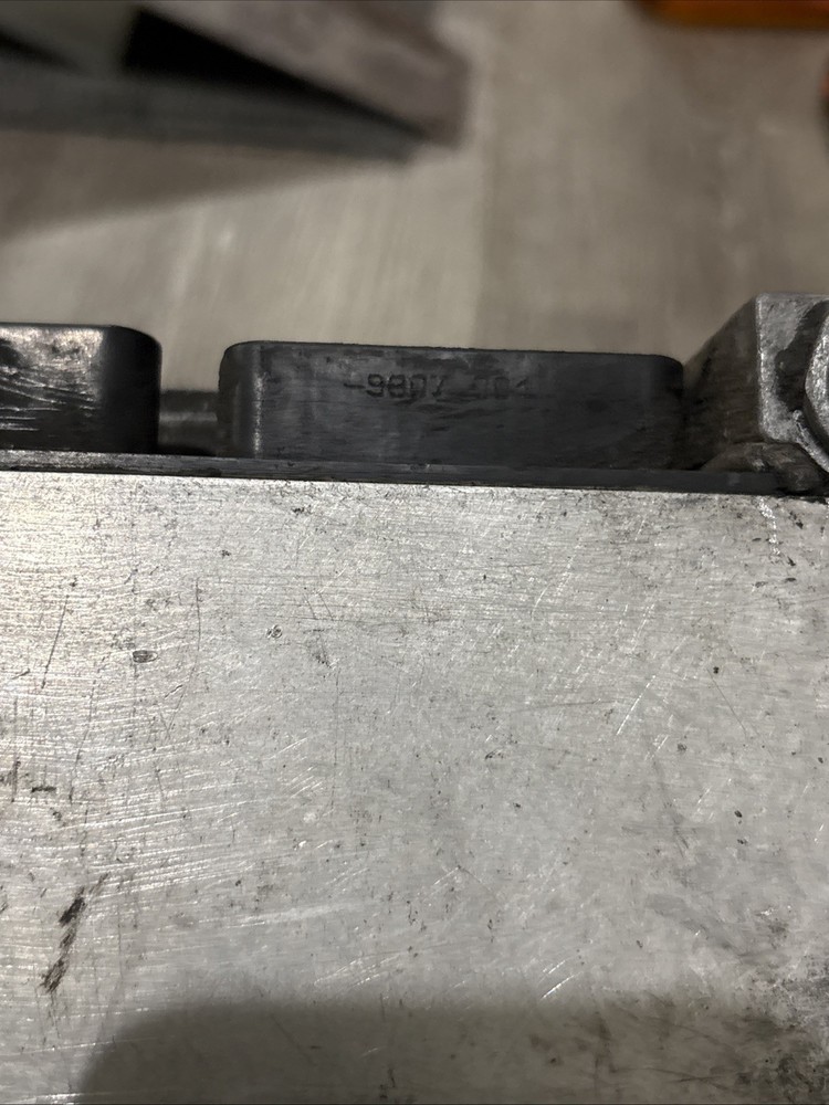 DETROIT DDEC III ENGINE CONTROL MODULE P23518743