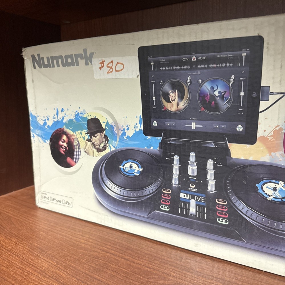 Used Numark IDJ Live: Turntable mixer / DJ controller (for Iphone / Ipad / Ipod)