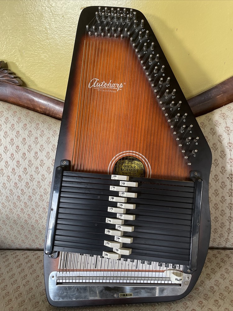autoharp oscar schmidt OS-15B