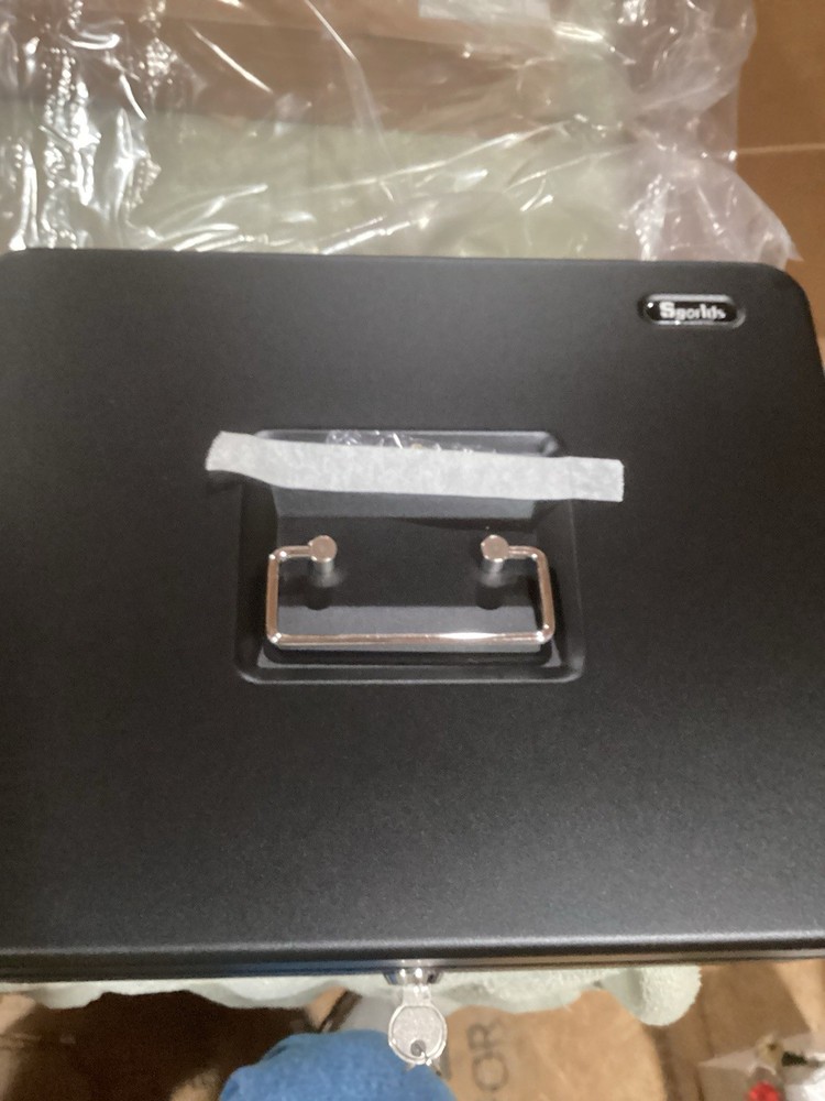 Sgorlds Cash Box 2 Layer Black With Keyed Lock NIB