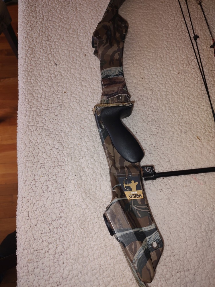 Golden Eagle Predator System Compound Bow