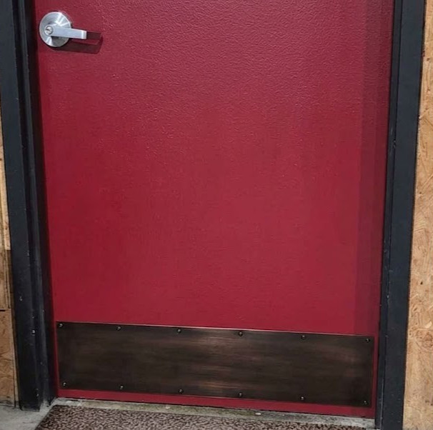 4 x 34 10B Door Kickplate