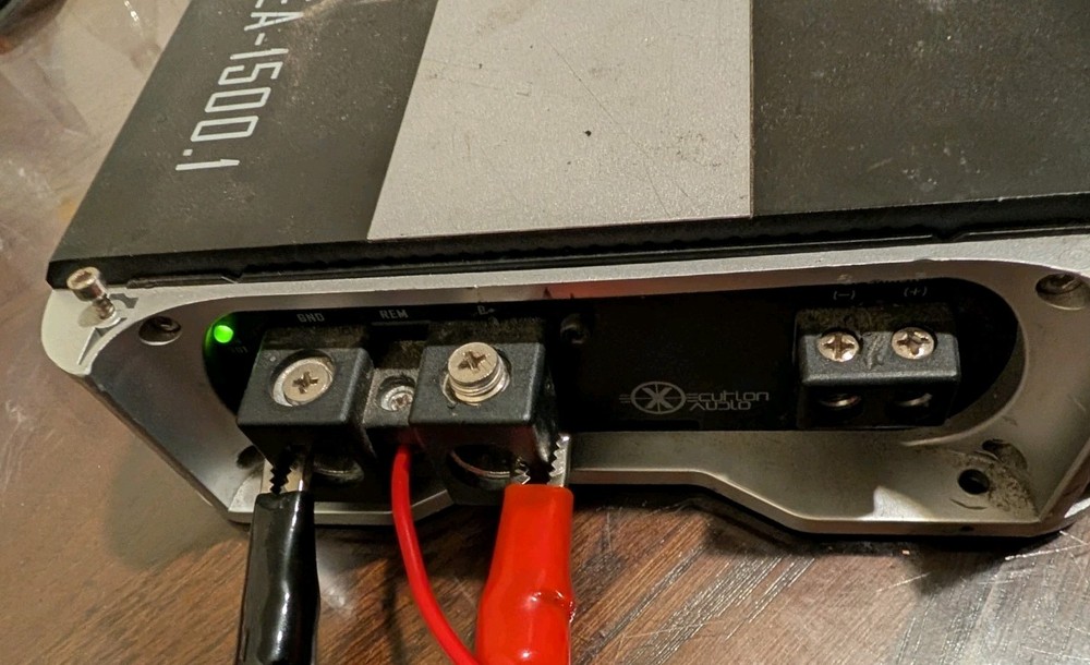 Execution Audio class d monoblock car amplifier 1500 Watts Rms @ 1 Ohm TESTED