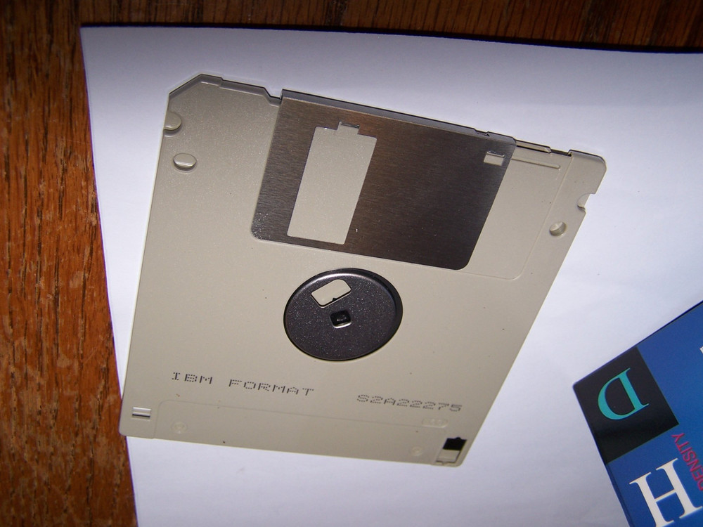 Sony Floppy Disks 3.5" HD Micro Double Sided IBM Formatted 10 PK preowned