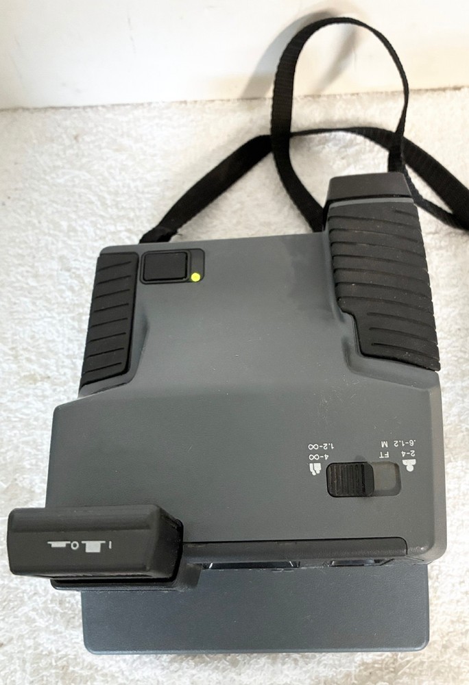 Polaroid Impulse Auto-Focus Instant Camera + Strap ~ Nice ~ Works No Film