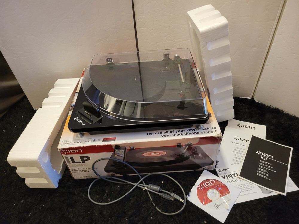 ION Audio PROFILE LP Conversion Turntable Vinyl To CD/MP3/iOS Record Player