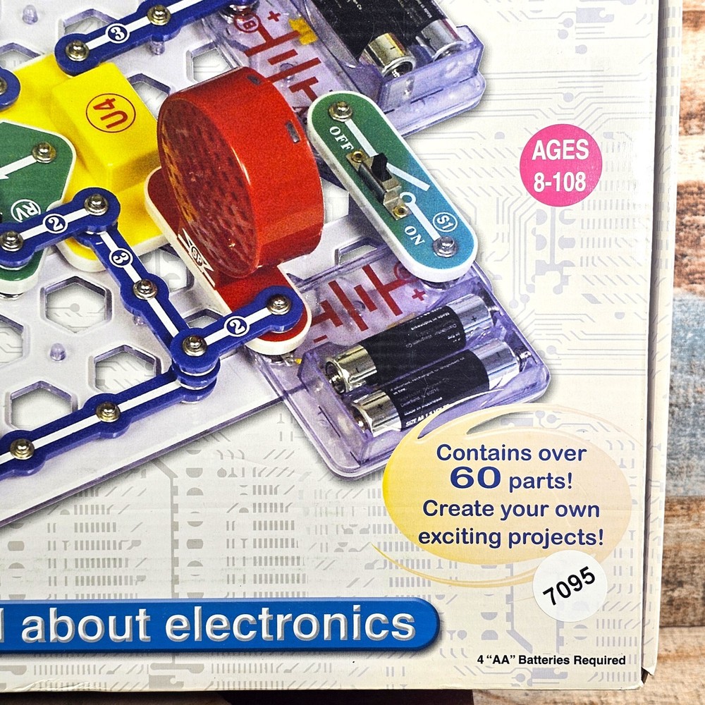 Snap Circuits SC-300 Electronics Exploration Kit 300 Projects Home Schooling Ed