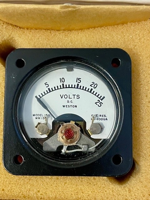 Weston DC Voltmeter model 1511 MIC AMM