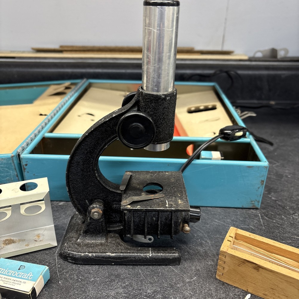 Vintage Porter Science Microcraft Microscope Lab No. 2105, Untested