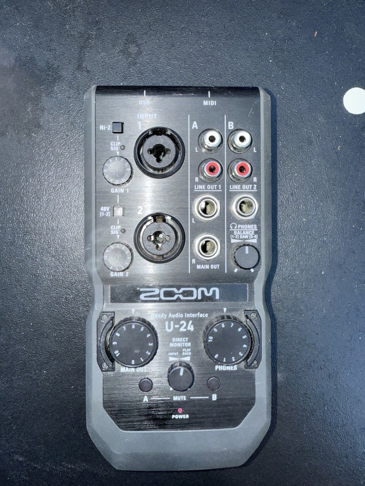 Zoom U-24 Handy Audio Interface