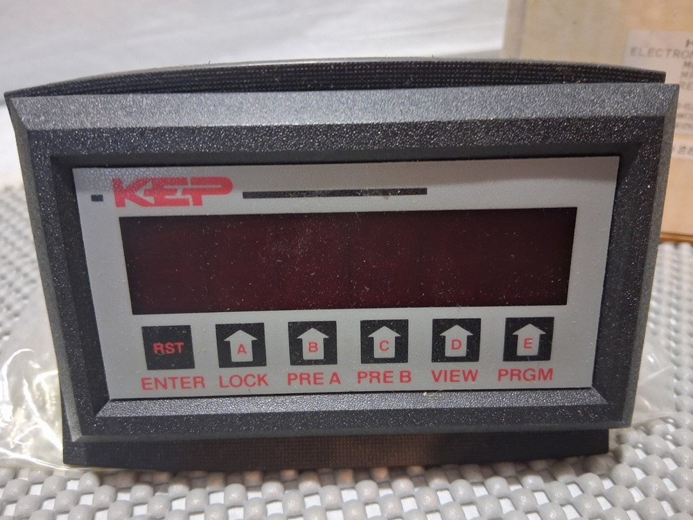 NOS Kessler-Ellis MRTA8 Electronic Digital Counter