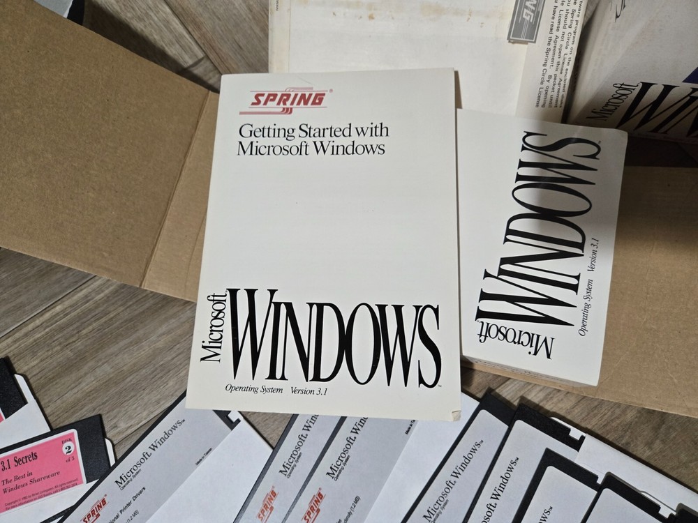 Microsoft Windows Version 3.1 1992 Spring Release 5.25" Disks Big Box Manual