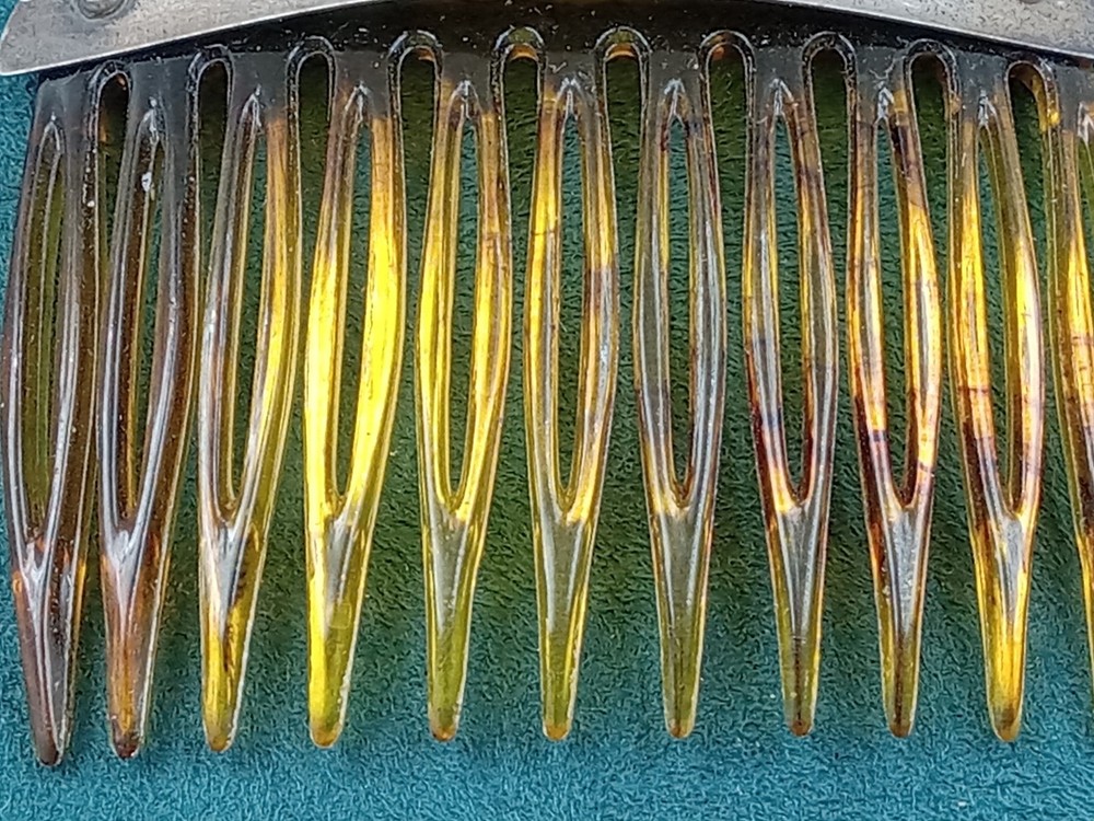 Interesting old Art Deco Sterling Silver Comb good condition