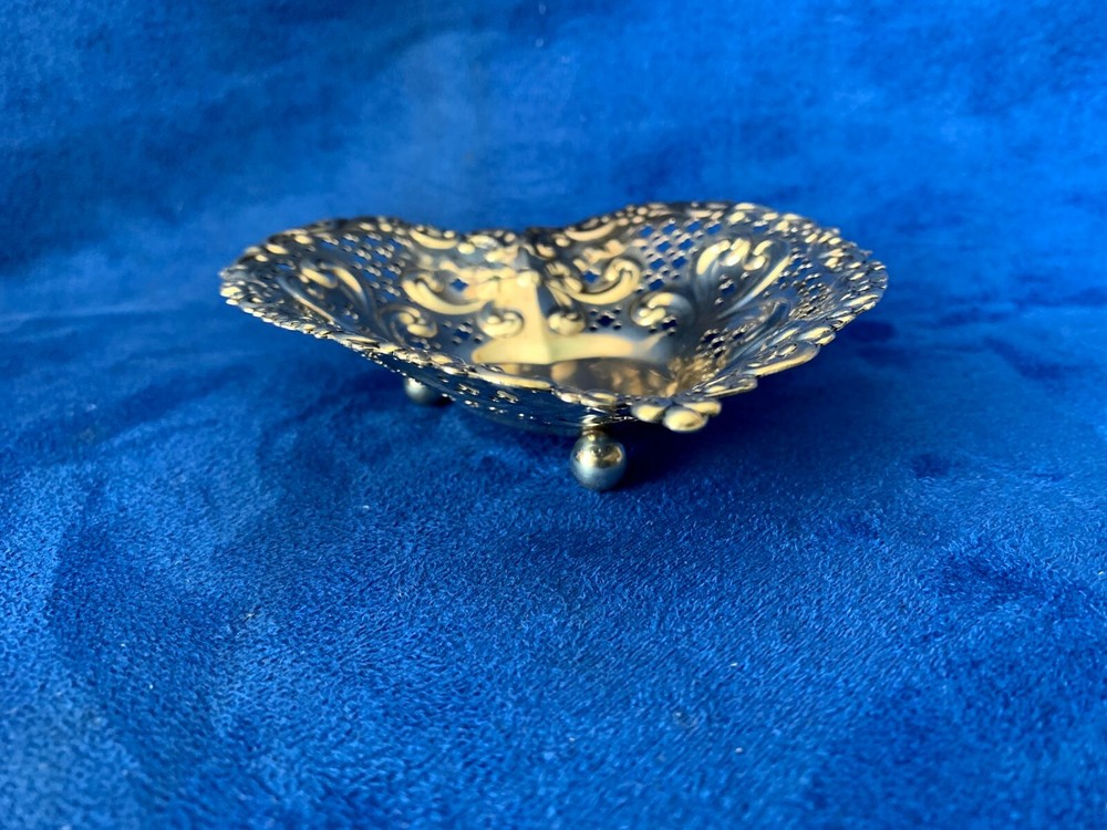 Vintage Gorham Sterling Silver Heart Shape Nut Dish 966