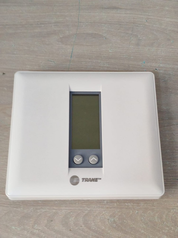 TRANE THT0150E ELECTRONIC THERMOSTAT MODULE REVERSIBLE PROGRAMMABLE