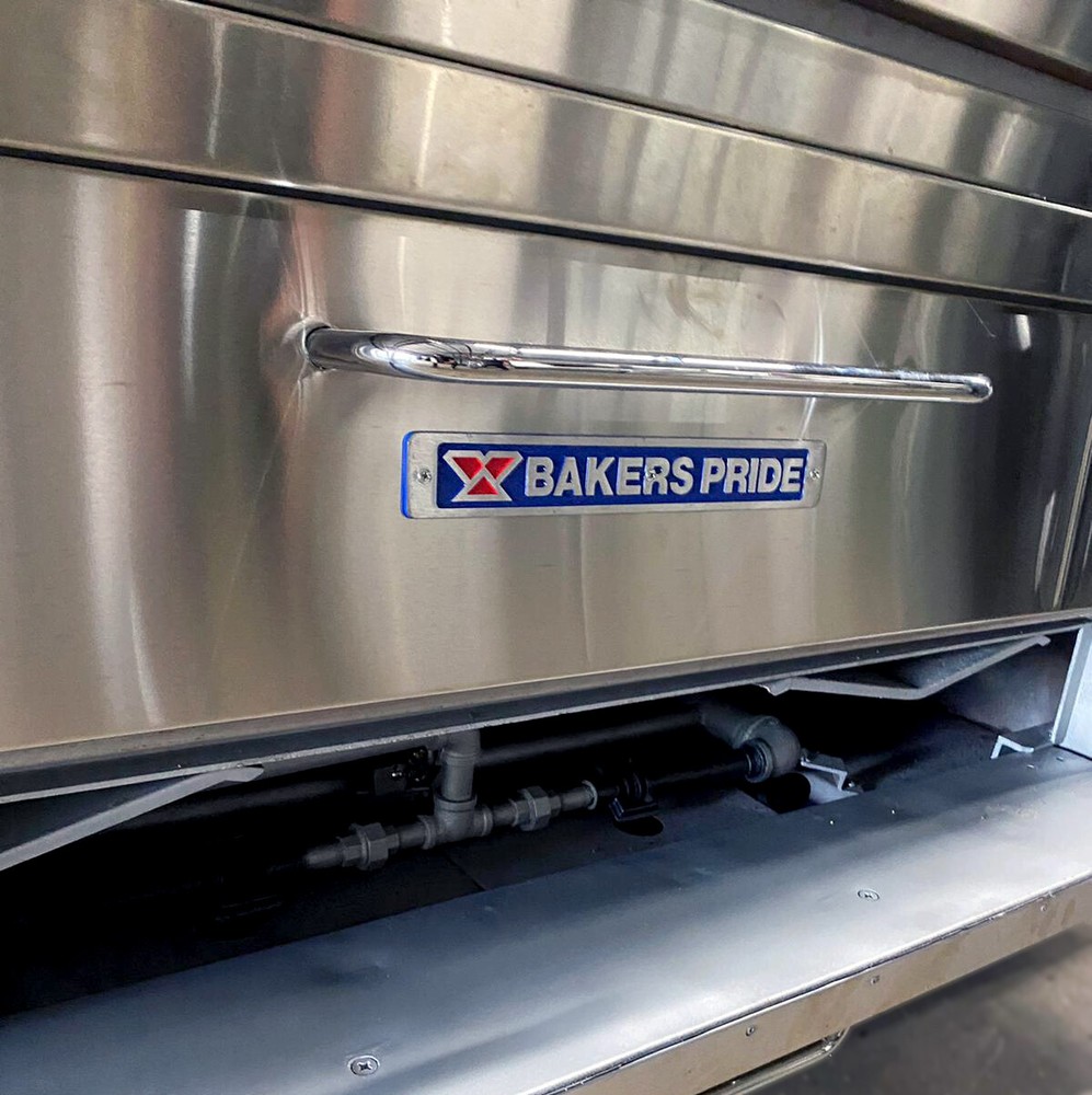Used BAKERS PRIDE Y602 Double stack Pizza Deck - Natural Gas -Or Propane