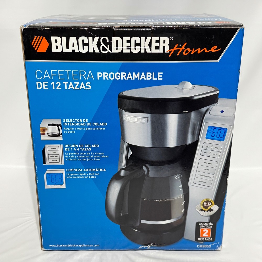 Black and Decker 12 Cup Programmable Coffee Maker CM9050 Black Silver NEW 2009