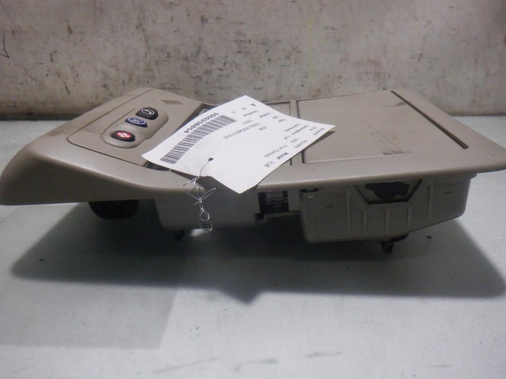 08 SATURN VUE Front Console roof