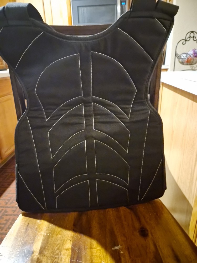 MADDOG chest protector. OSFM. Rare!