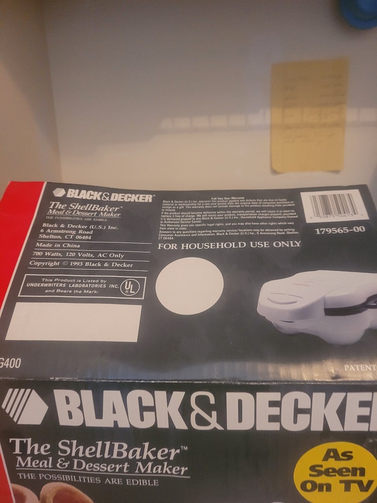 BLACK & DECKER The Shell Baker Meal and Dessert Maker