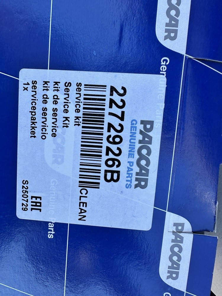 PACCAR 2272926PE Fuel Filter Kit