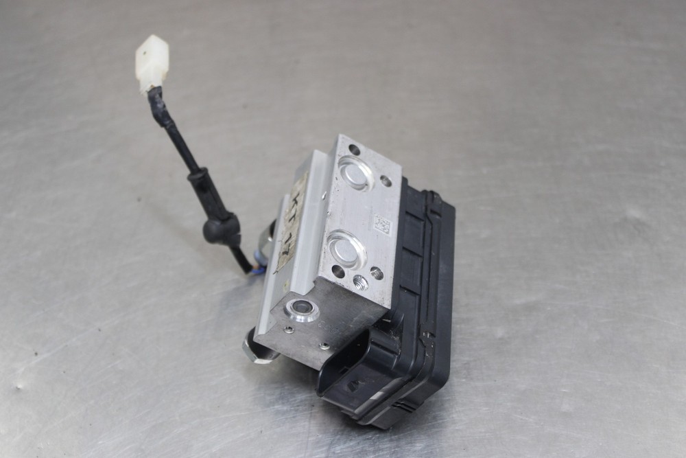 18-23 HUSQVARNA SVARTPILEN 401 ABS PUMP UNIT MODULE