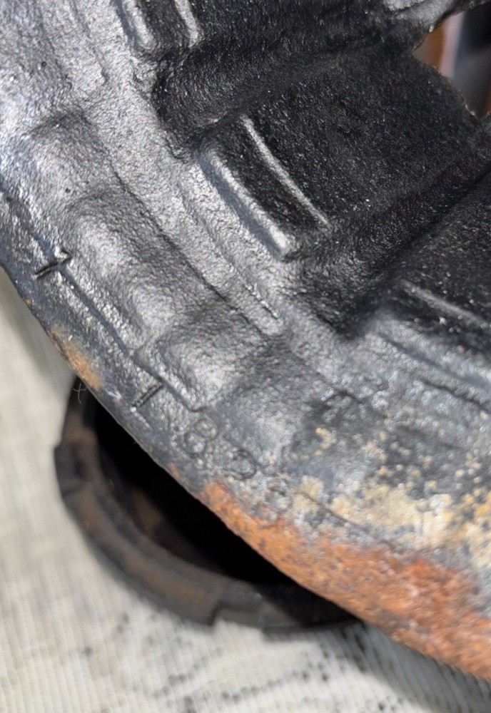 Vintage Cast Iron Yarn Ball Holder