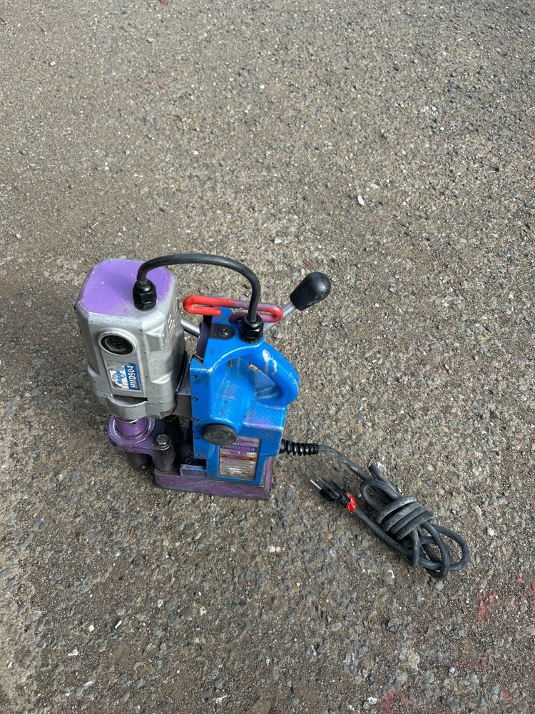 Hougen HMD904 Magnetic Drill