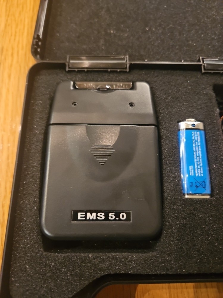 2-channel Variable Electrical Muscle Stimulation EMS 5.0 DEVICE