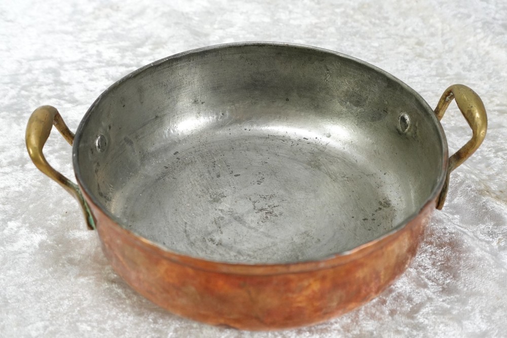Afghan Metal Works Peshwar Pakistan Solid Copper Plate Covered Dish Tin Lined