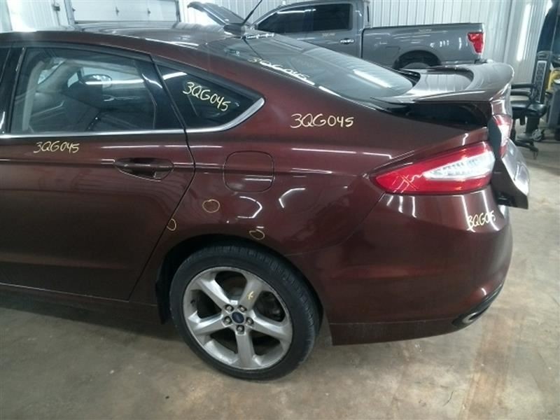 FUSION 2015 High Mounted Stop Light 104669320