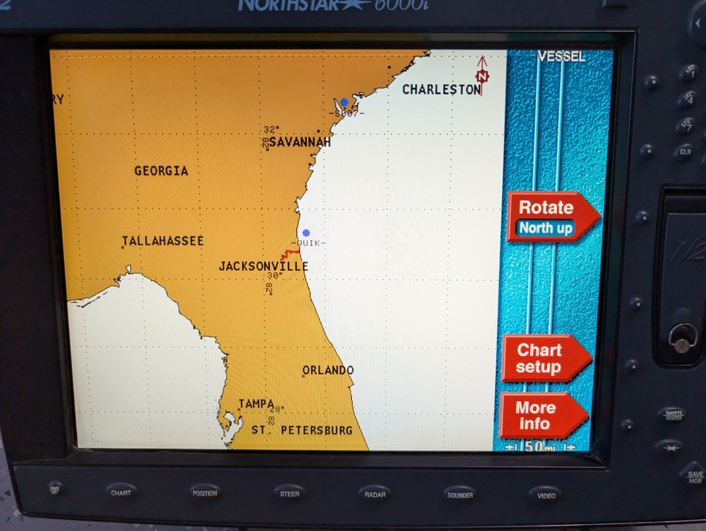 Northstar 6000i 15 inch Color Fishfinder/Chartplotter/GPS Display