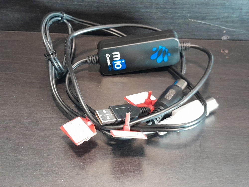 MIDI Solutions MultiVoltages THRU 1-in /2-out MIDI Through Box + BUNDLE *READ"