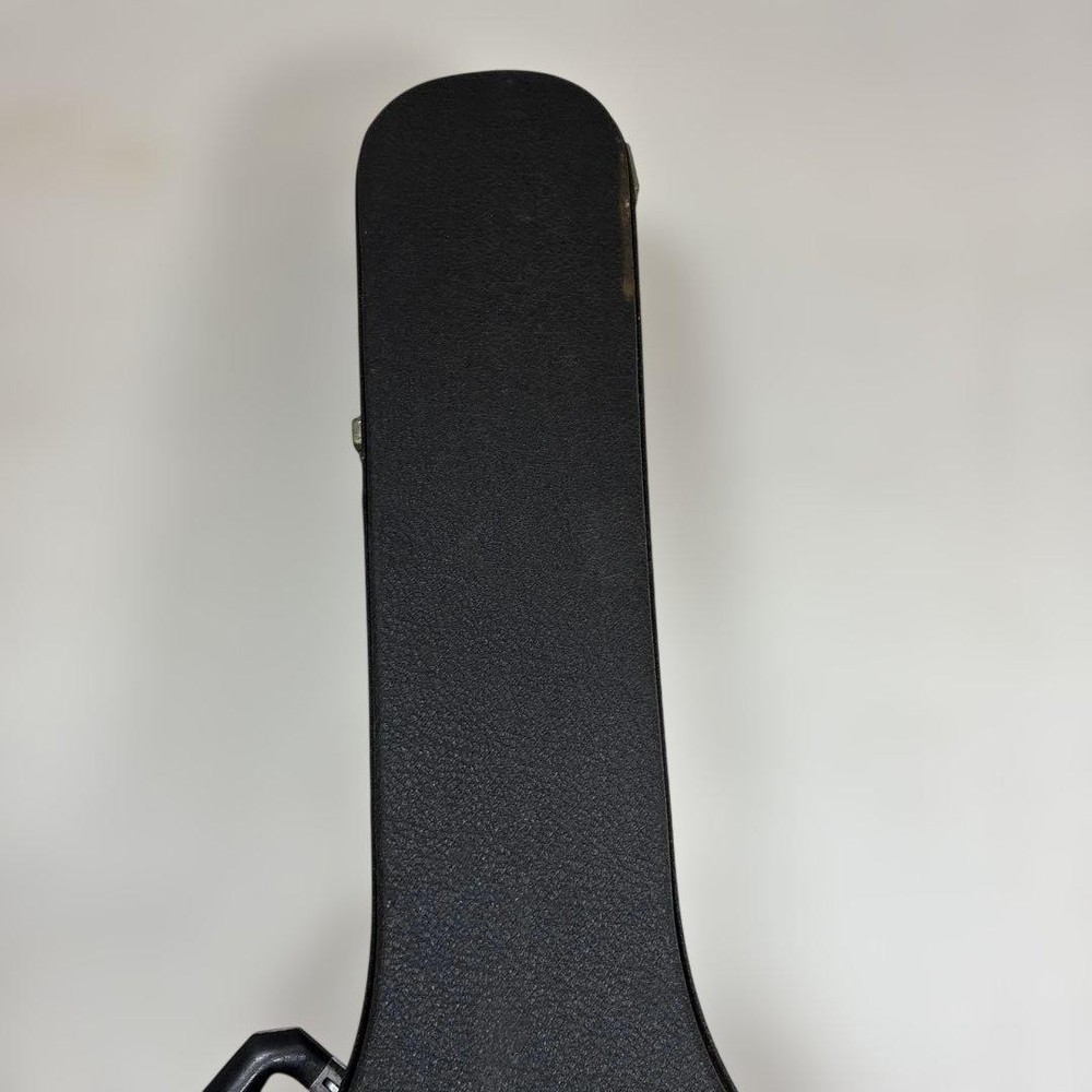 Yamaha C-200 Classic Guitar With Hard Case