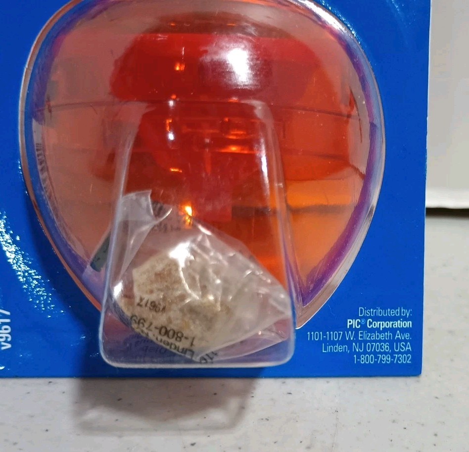 Lot Of 6 RAID FFTA-RAID Apple Fruit Fly Traps