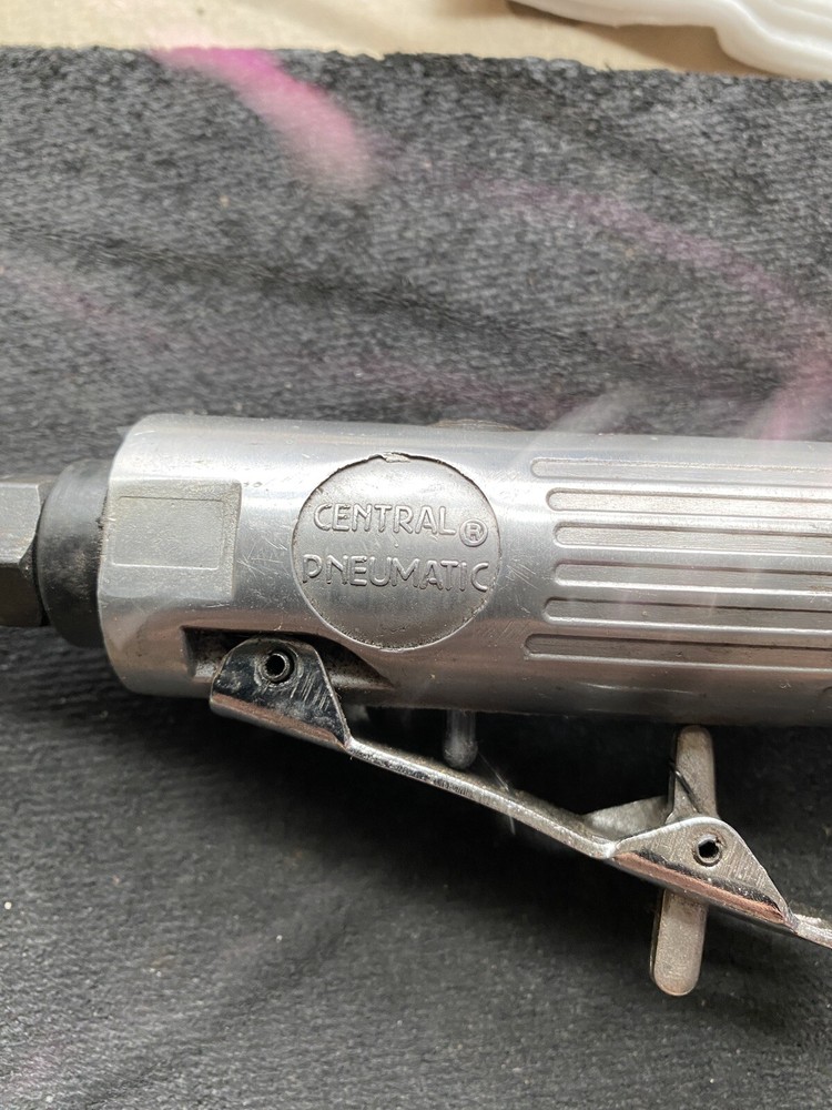 Central Pneumatic Right Angle Air Die Grinder & Blade,untested