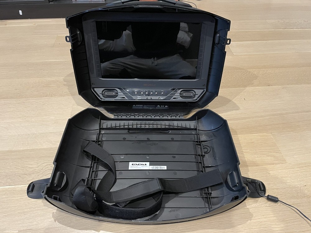 Gaems G155 LCD Personal Gaming Case Tested Working