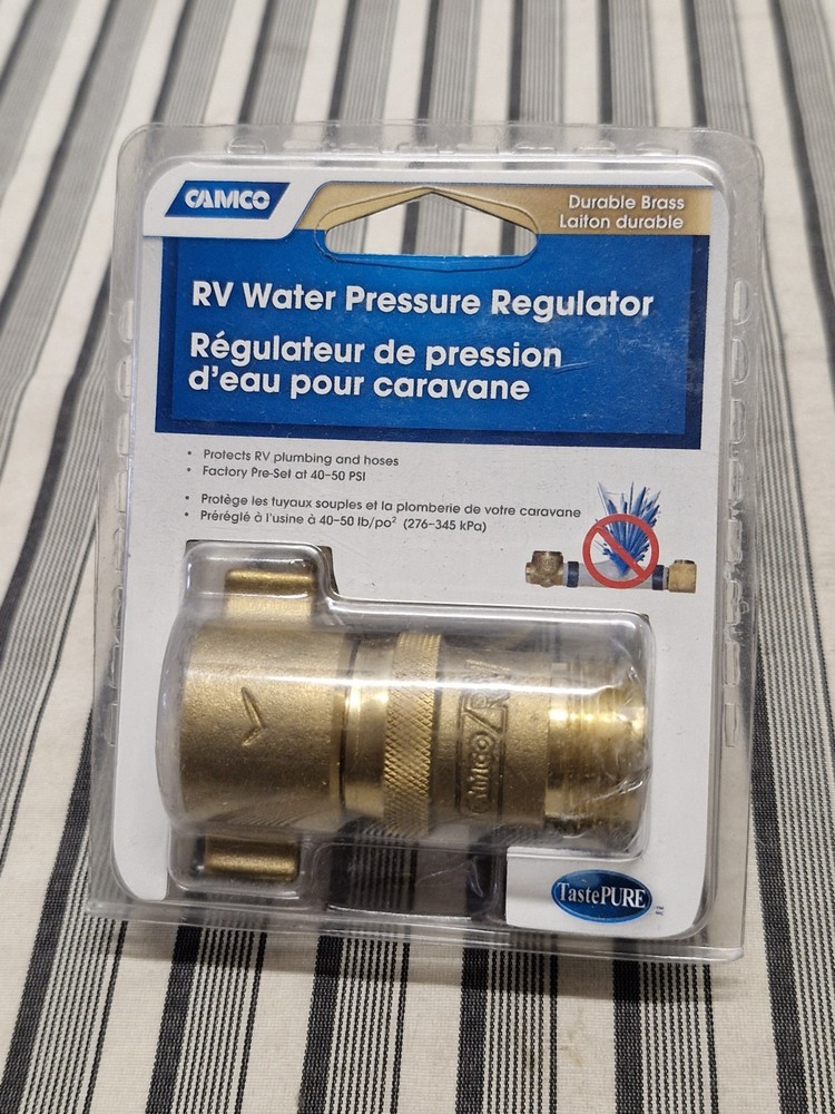 Camco RV Brass Water Pressure Regulator Protects RV Plumbing 40055 40-50 PSI