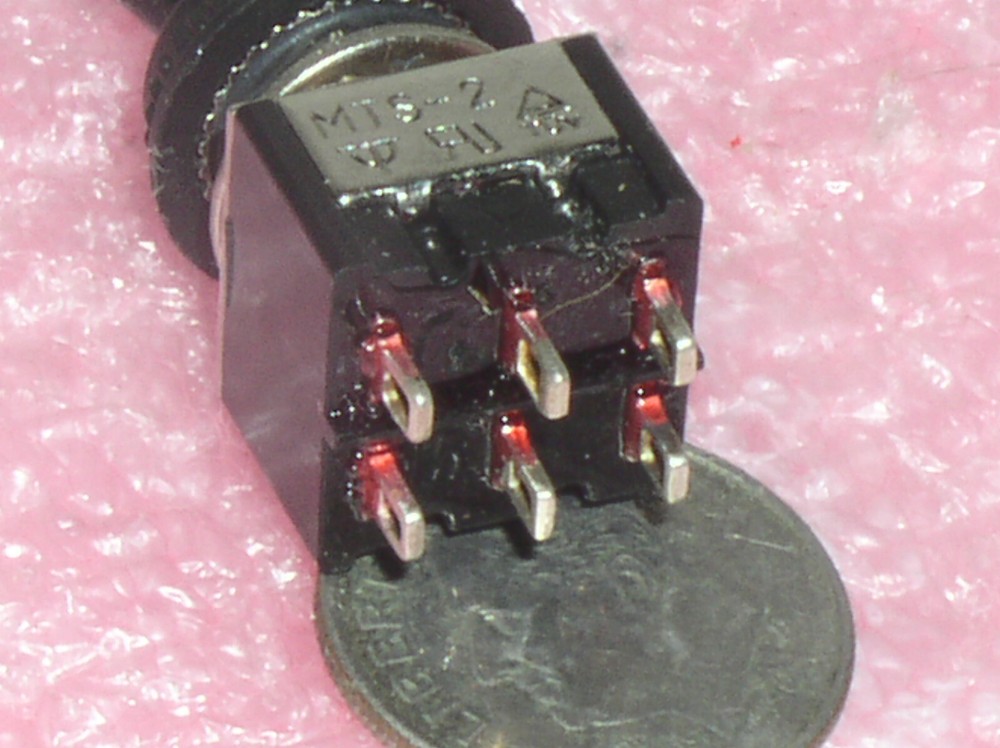 1 WATER PROOF BOOT MINI TOGGLE DPDT ON-ON PANEL SWITCH 125 VAC 6 A AMP 6A 2 POLE