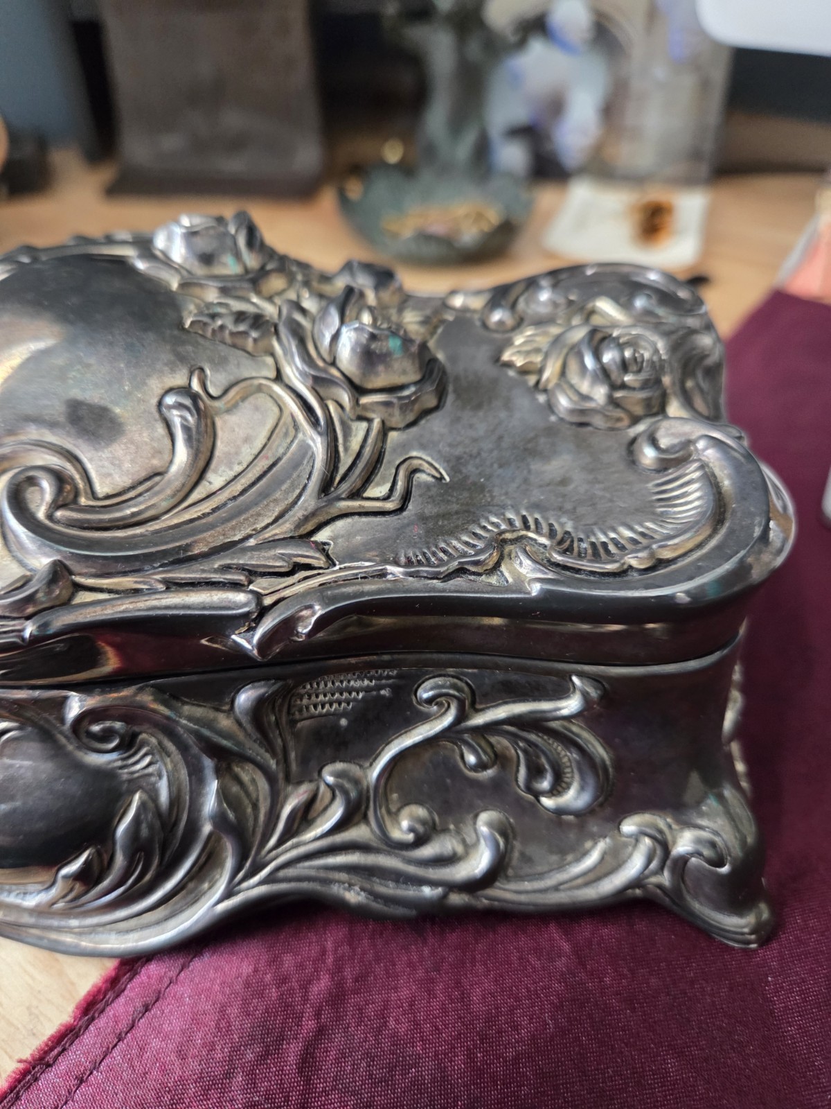 Vintage Wallace Silverplated Art Nouveau Jewelry Musicbox 1950-1960s Coffin Shap