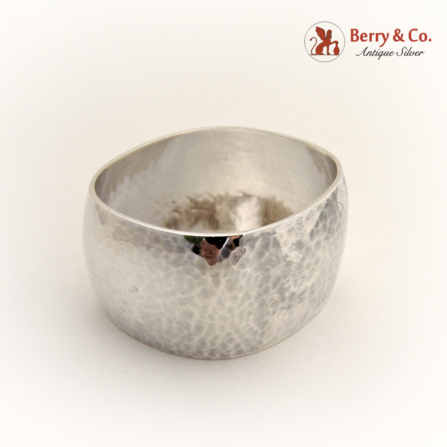 German Oval Napkin Ring Handwork 800 Silver 1930