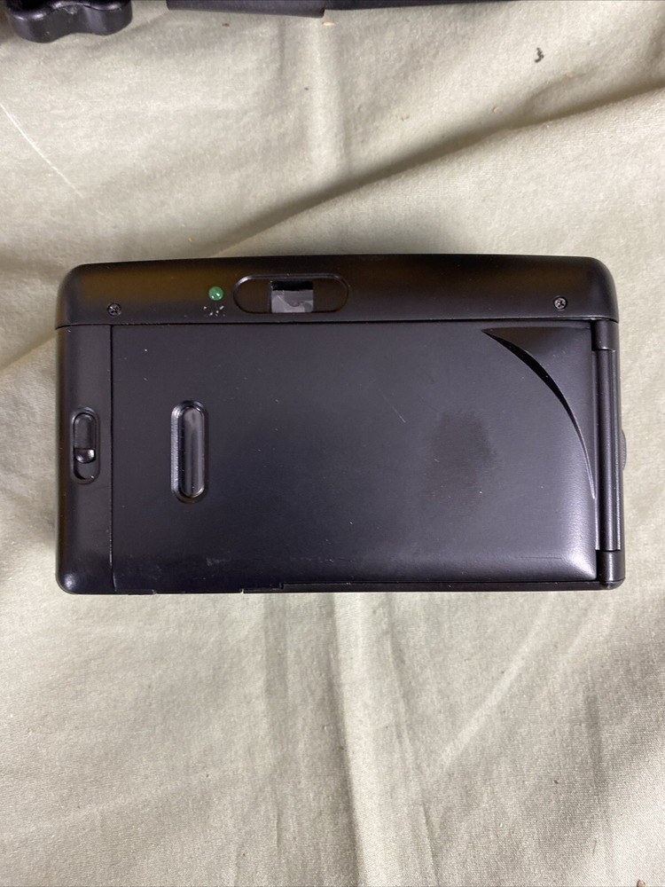 SeaLife Camera Kit With Camera, Enclosure, Flash And Case WORKS!!