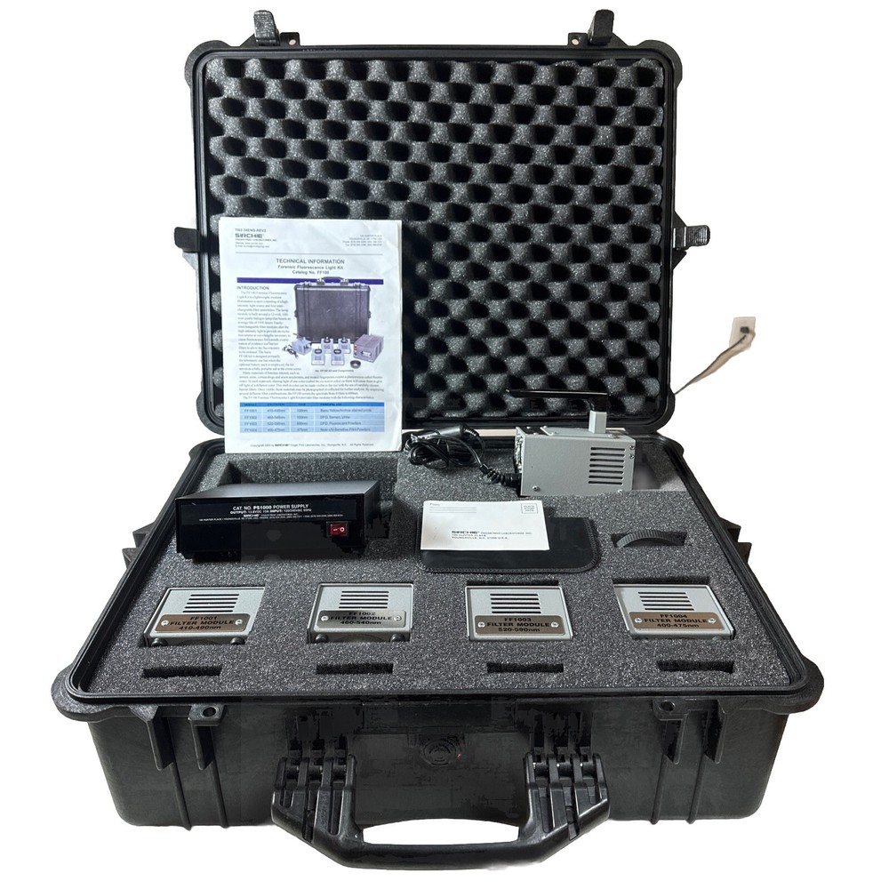 NEW Sirchie FF100 Forensic Fluorescence Light Kit - Ships FREE