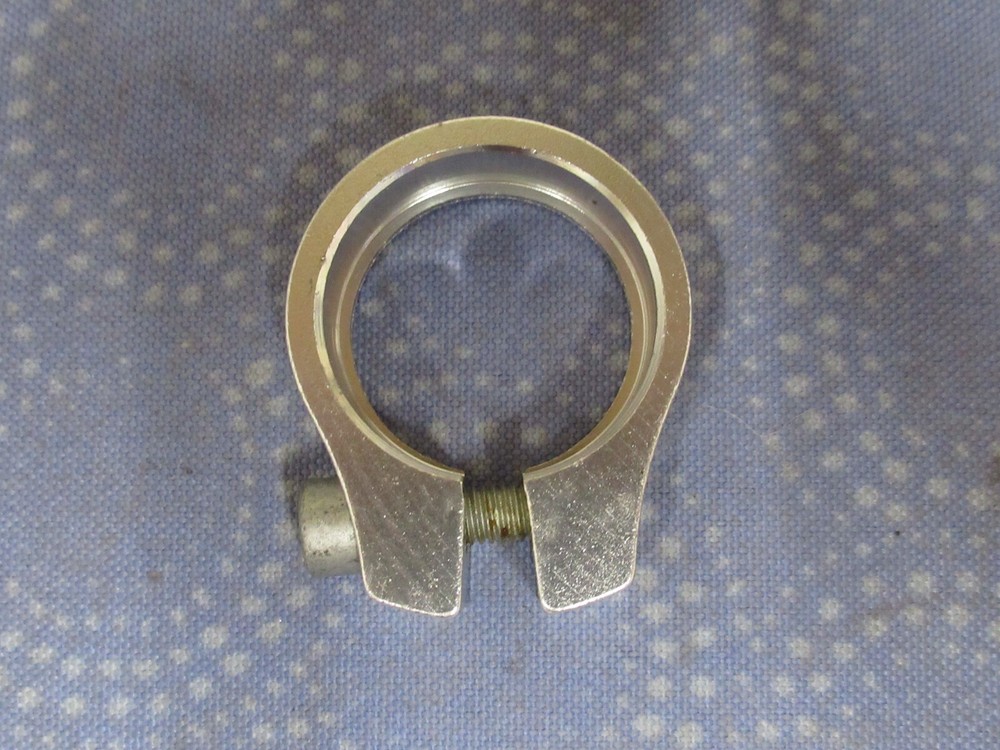 Bicycle 31.8mm Seat Post Clamp in Silver - New