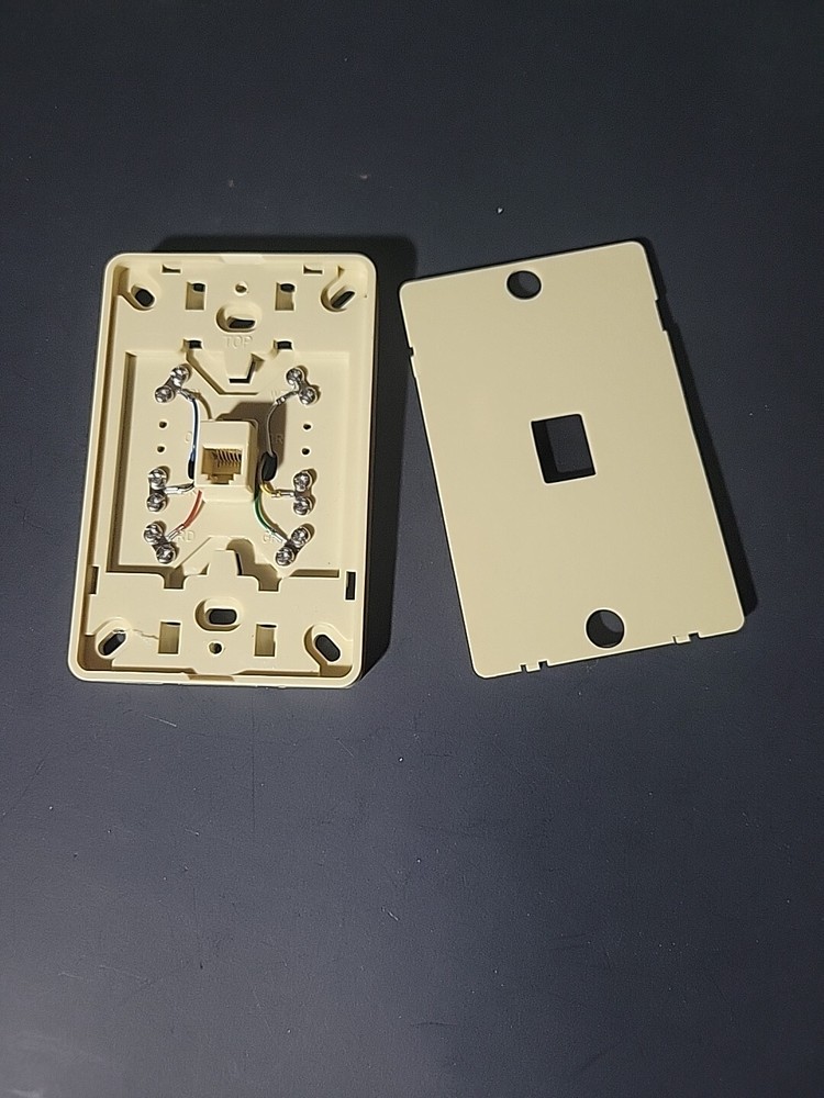 Standard Size Ivory Wall Mount Jack Mounting Plates