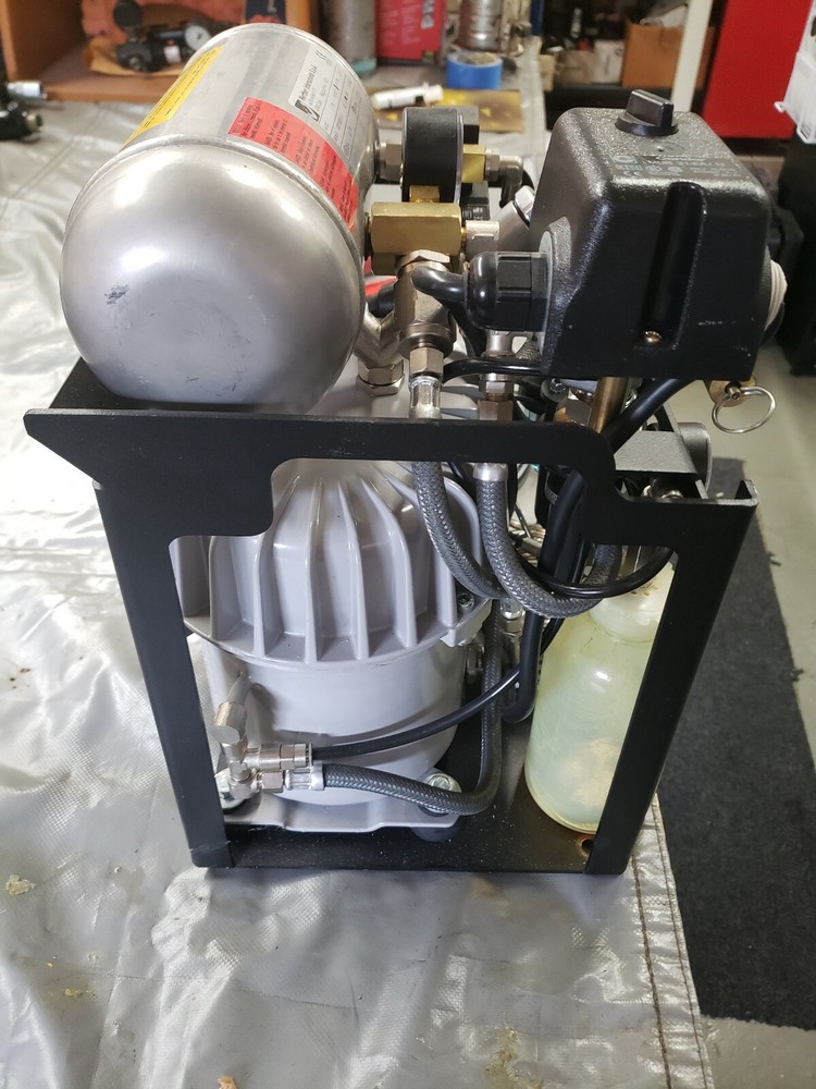 Sil-Air AA 100 Silent Laboratory Air Compressor