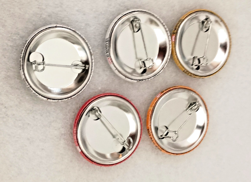 Marvel X-Men Wolverine 5 Button Pin Set 2019 New NOS