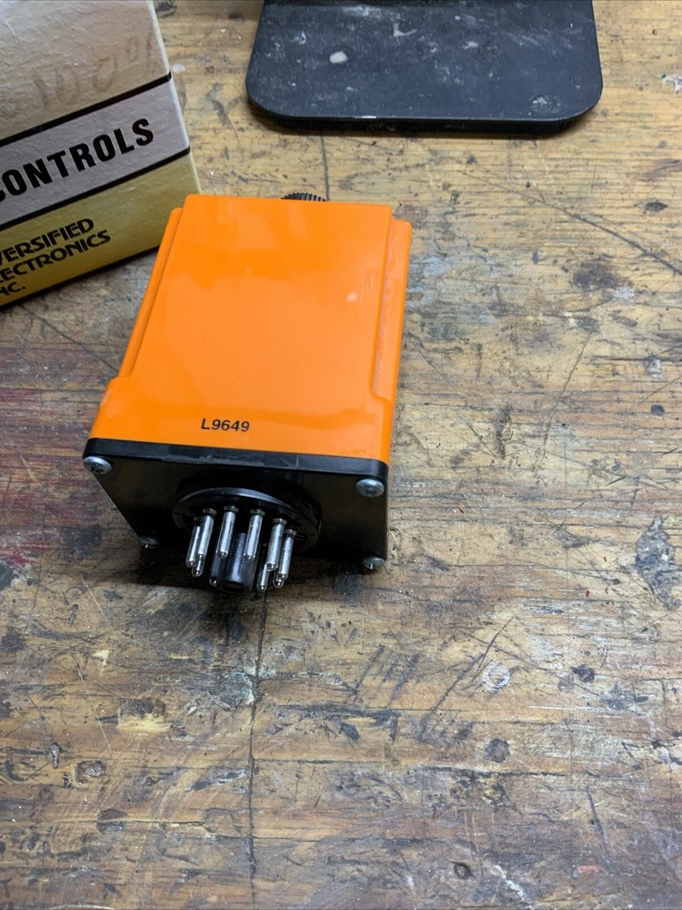 DIVERSIFIED ELECTRONICS TIME DELAY RELAY TUC-120-AKA-2H