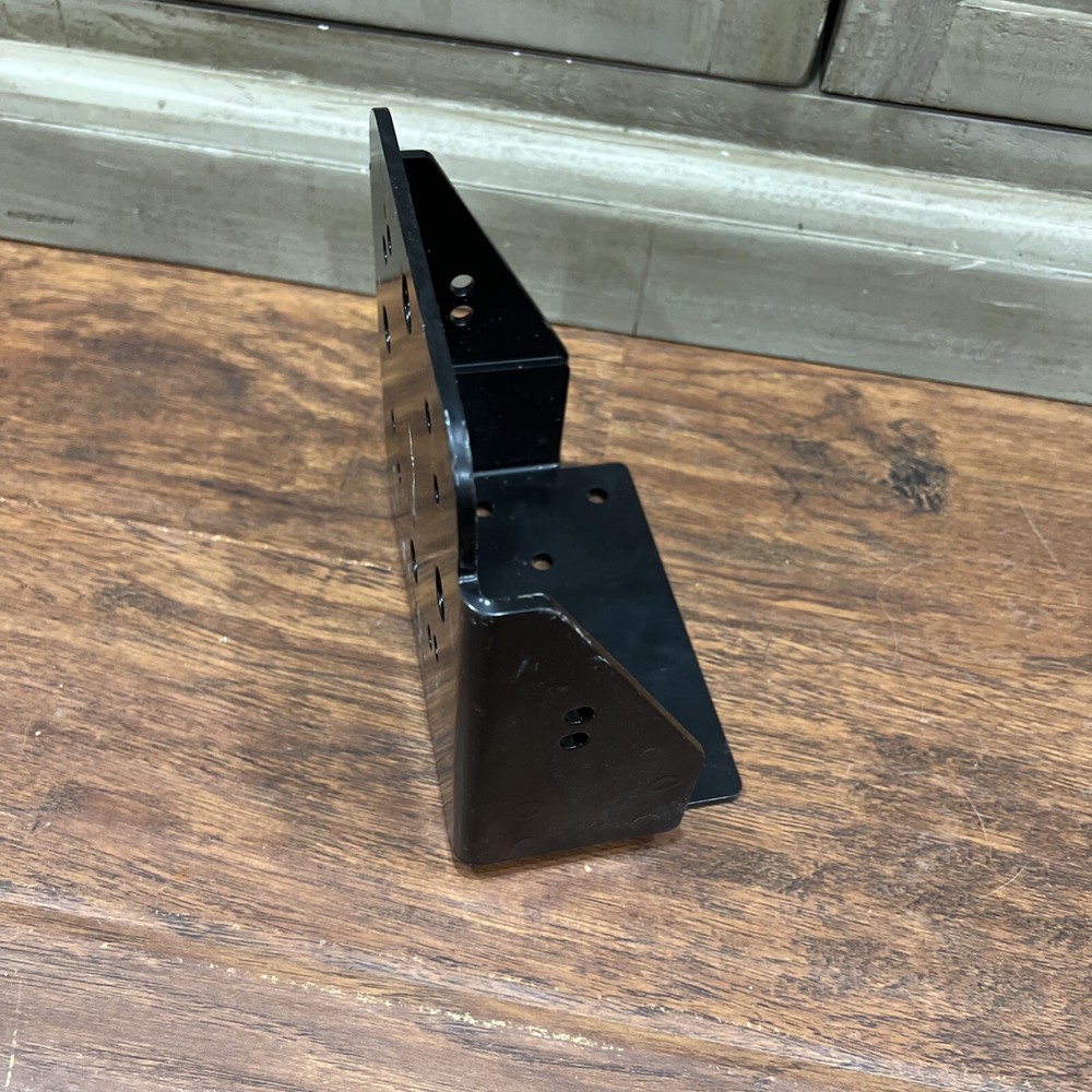 Whelen Howler Bracket UNIVERSAL